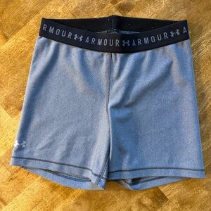 UNDER ARMOUR Women’s HeatGear Armour Middy Shorts - Black/Metallic Silver Size M